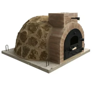 Holzbackofen aus Naturstein