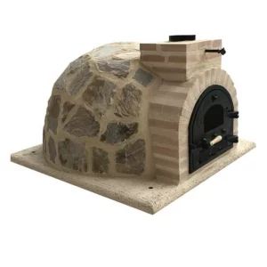 Traditioneller Holzbackofen aus Naturstein